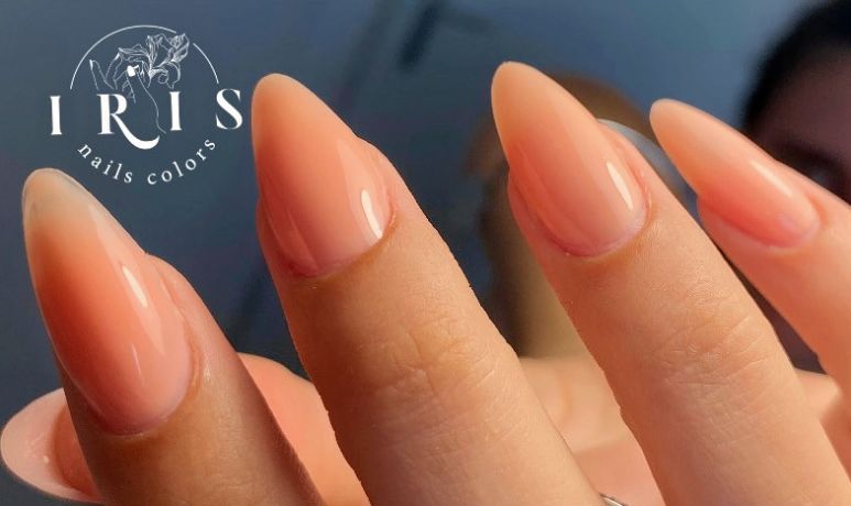Manucure aux reflets rosés